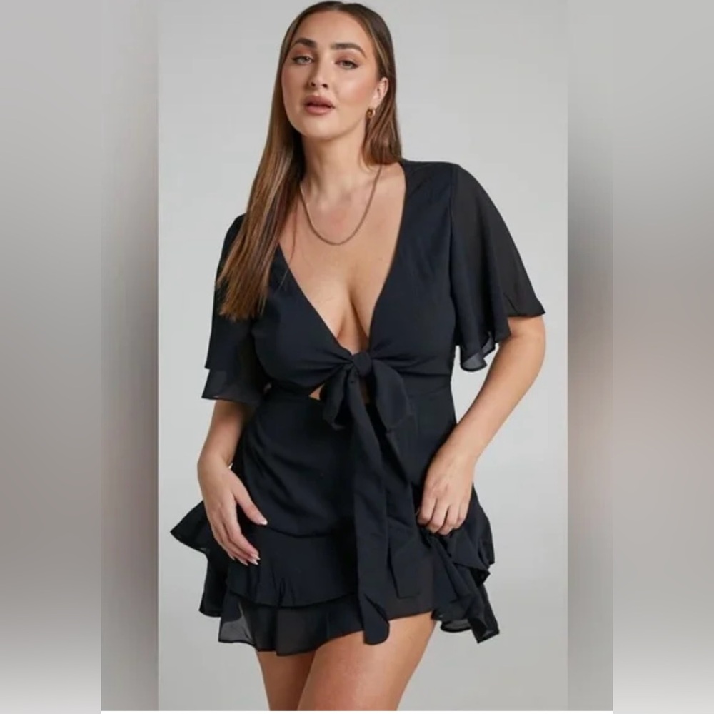 EZILITA TIE FRONT ANGEL SLEEVE TIERED MINI DRESS IN BLACK